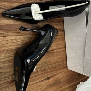 New Jimmy Choo 6.5 Black Patent Leather Pumps
